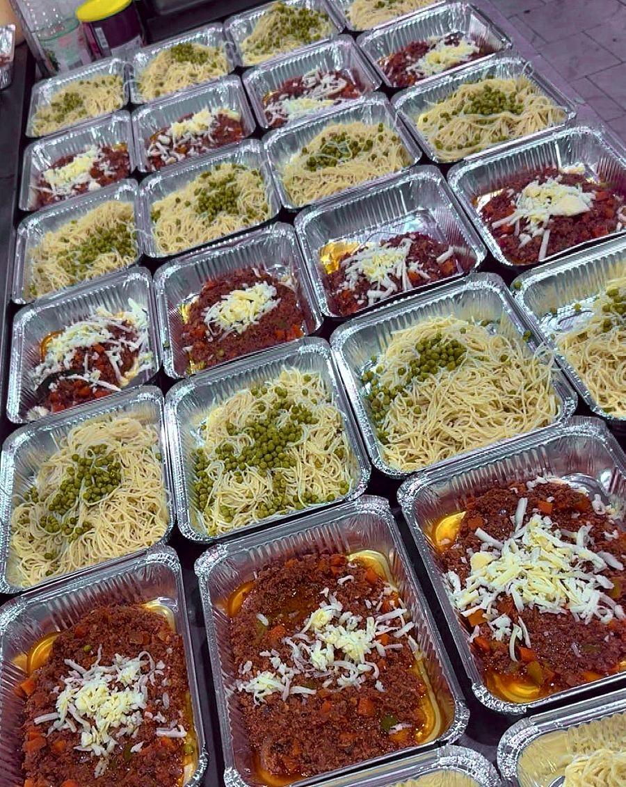 Spaghetti bolognaise et spaghetti aux petits pois